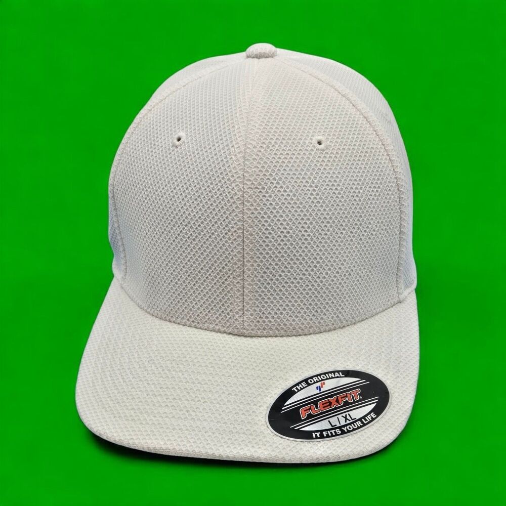 Flexfit LG/XL White Golf Hat Pique Mesh Cool Dry Sports Performance Cap READ